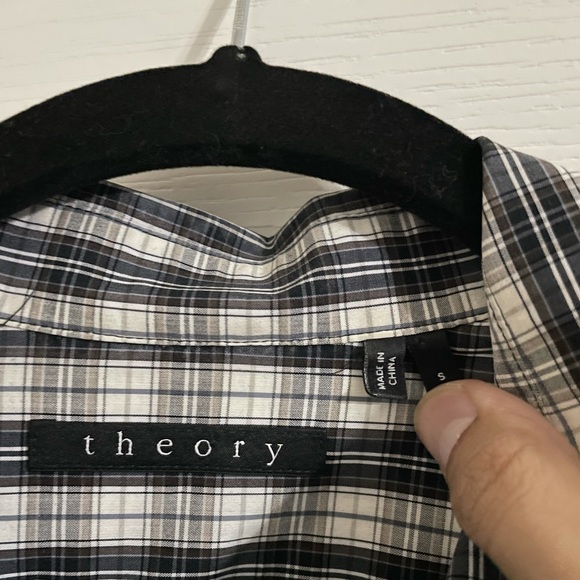 ❌ SOLD ❌ Theory flannel (black, white, and grey) - men’s size small - Picture 3 of 3
